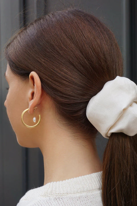 Jacket Solid Hoops Pearl - Oorbellen
